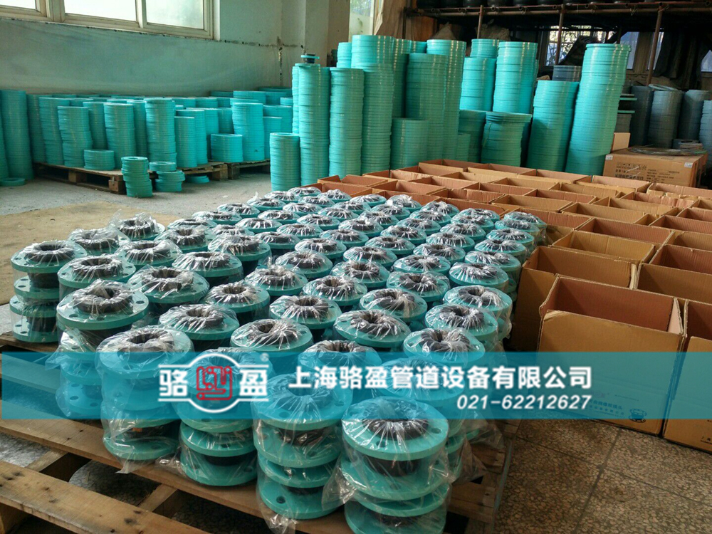 可曲撓橡膠接頭在突然增壓的條件下如何防水爆破現象的出現？