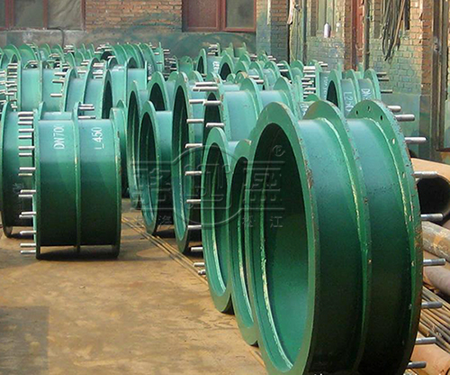 <a href=https://www.www.luoying68.com target=_blank class=infotextkey>柔性防水套管</a>生產現場