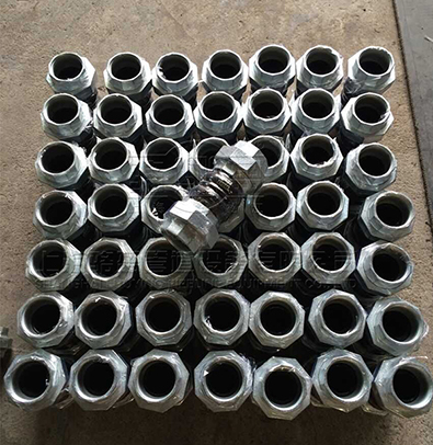 DN80<a href=http://www.mingdaopt.cn.cn target=_blank class=infotextkey>絲扣橡膠接頭</a>